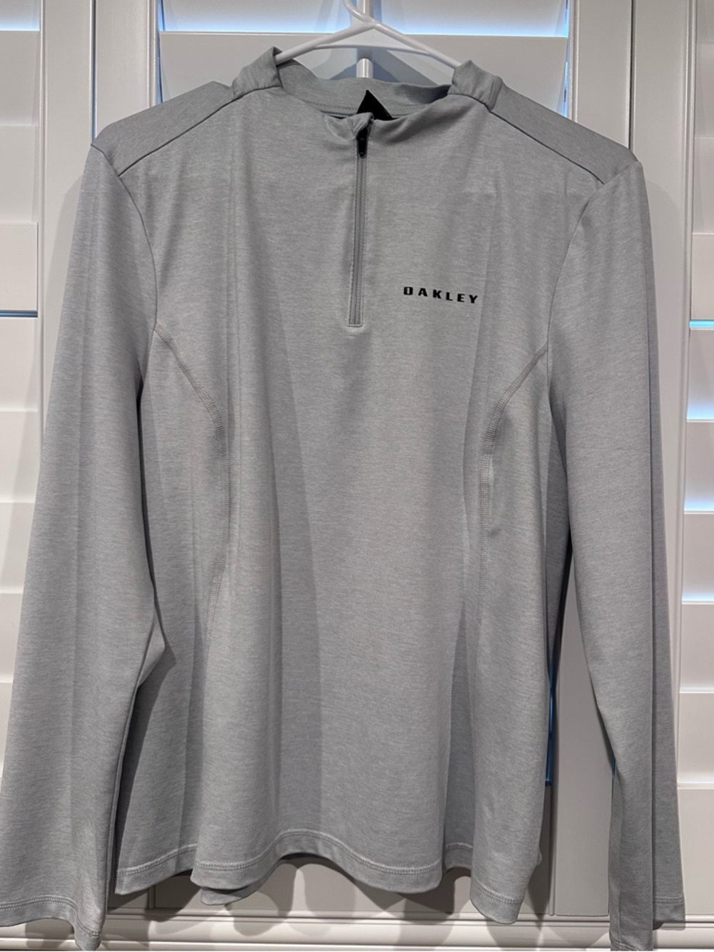 Oakley Light Gray Quarter-Zip Hooded Pullover